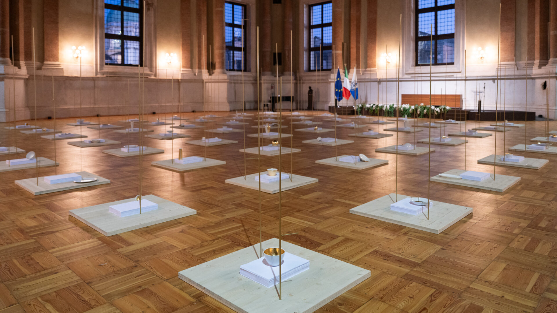 Gruppo foppa, 40 anni, eudaimonia, piazza loggia